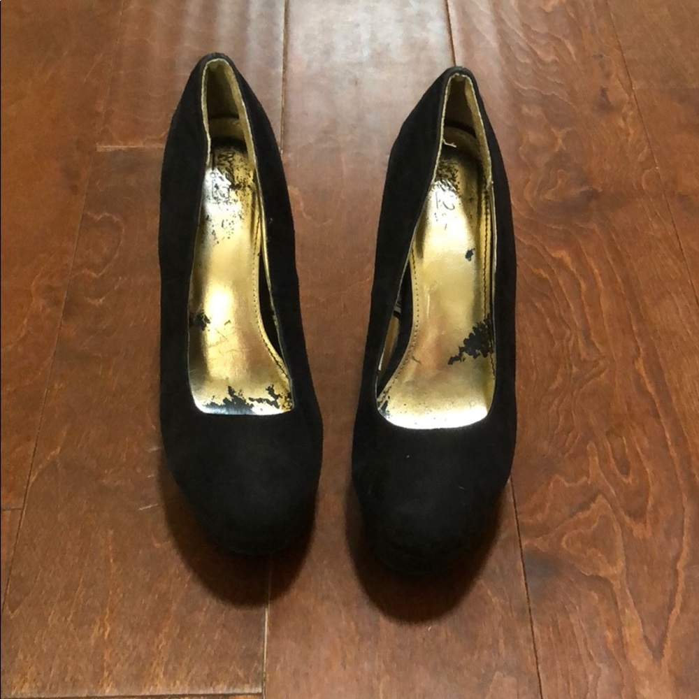 Wedge heels